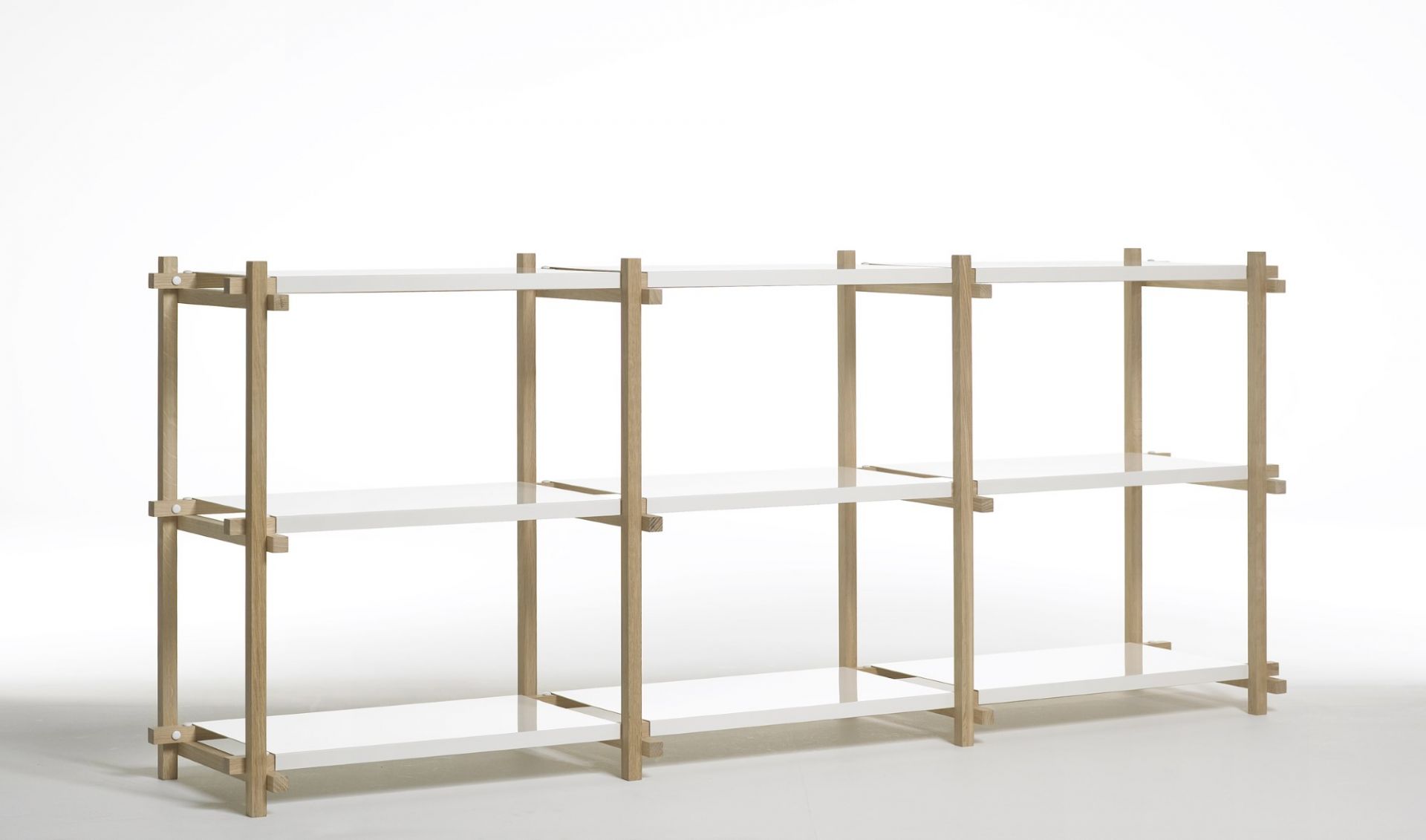 Woody Low Regal Hay aus Massiv Eiche Woody Regal von Hay | connox.at